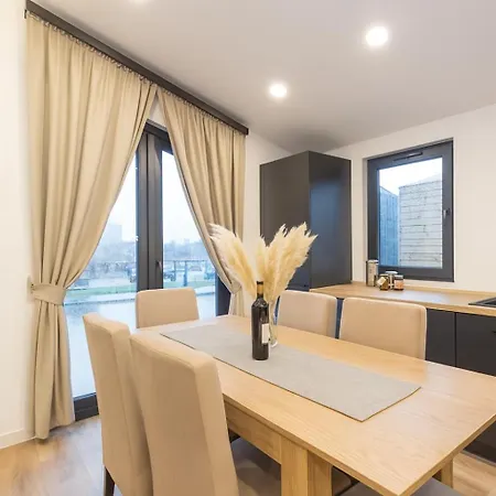 Sunnyhome Chalet,